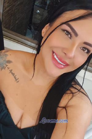 215265 - Keily Age: 29 - Colombia