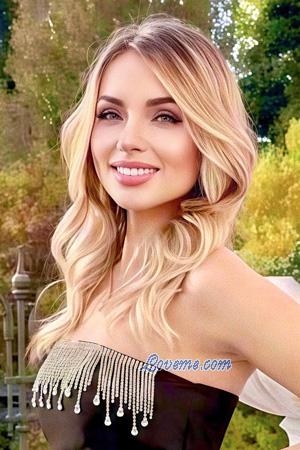 223359 - Lyudmyla Age: 34 - Ukraine