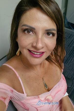 228222 - Karina Age: 51 - Peru