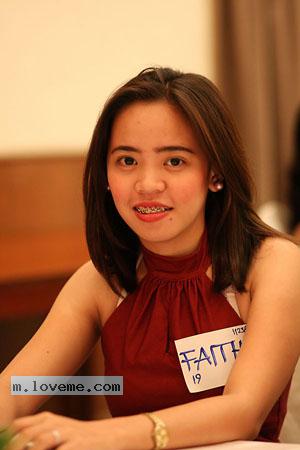 women-of-philippines-037