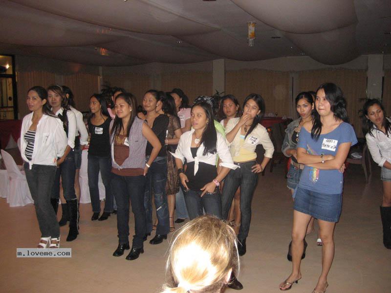 Philippine-Women-955