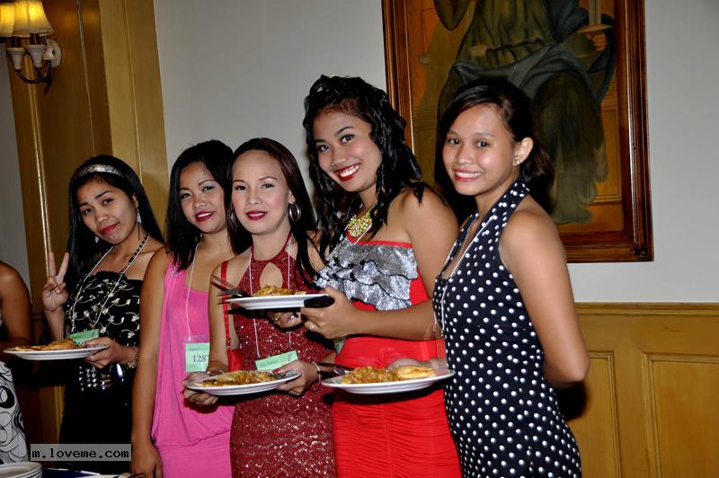 philippine-women-15